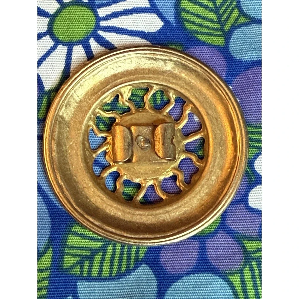 Vintage Enamel Gold Tone Circular Brooch Component Marbled Swirl Ornate‎ Design